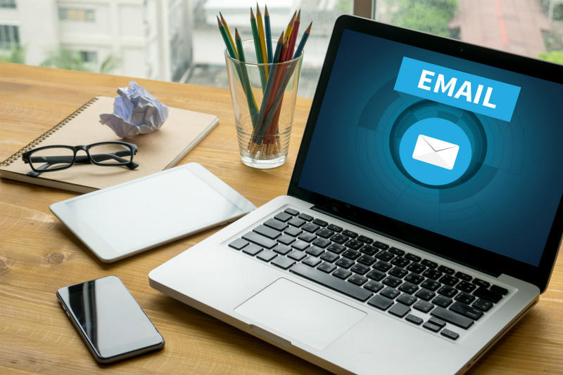 DMではリーチできない営業と連動したメールの活用方法